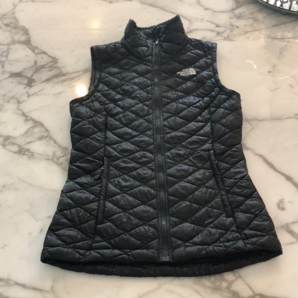 The North Face Jackets & Blazers - Women’s North Face Thermoball Eco Vest black XS